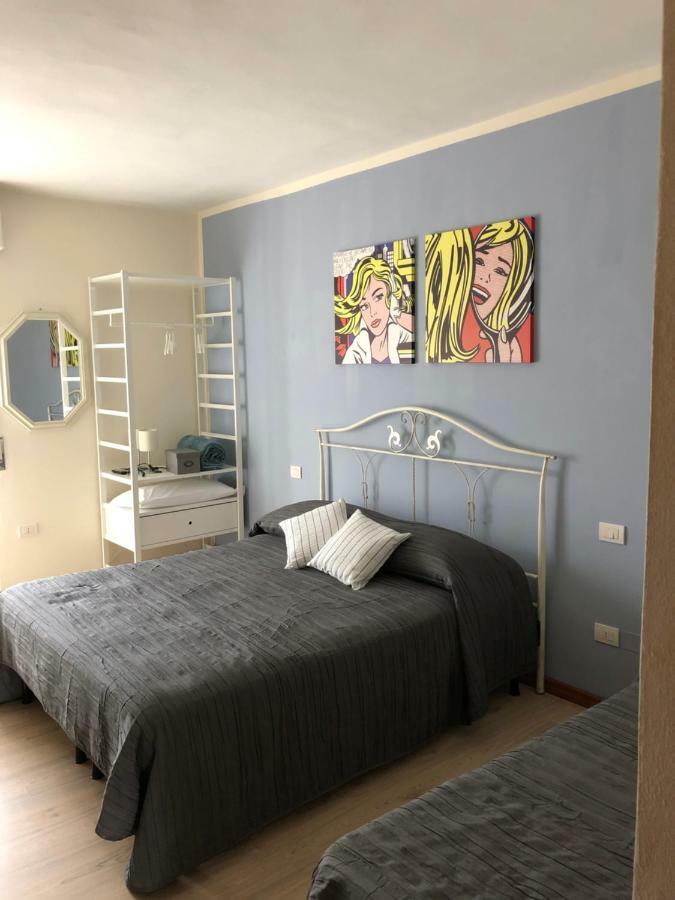 לאזיסה Irides Rooms A Un Passo Dai Parchi Divertimento מראה חיצוני תמונה