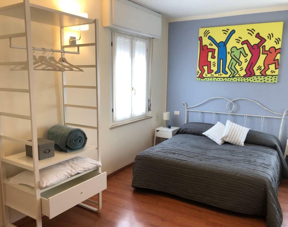 לאזיסה Irides Rooms A Un Passo Dai Parchi Divertimento מראה חיצוני תמונה